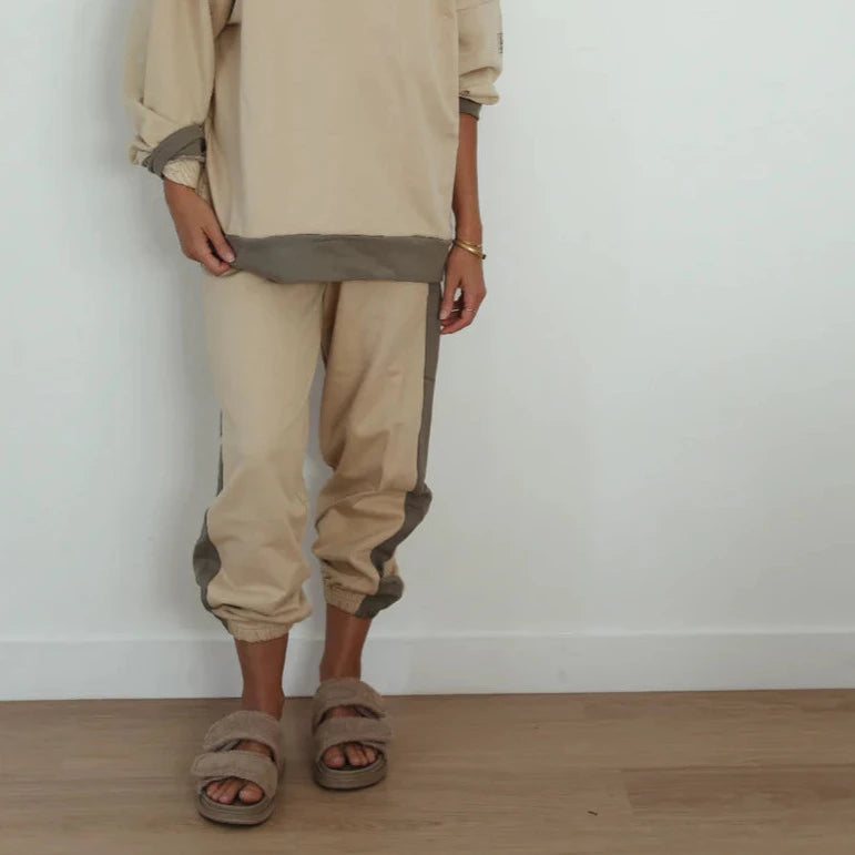 Contrast French Terry Trackpant Sand